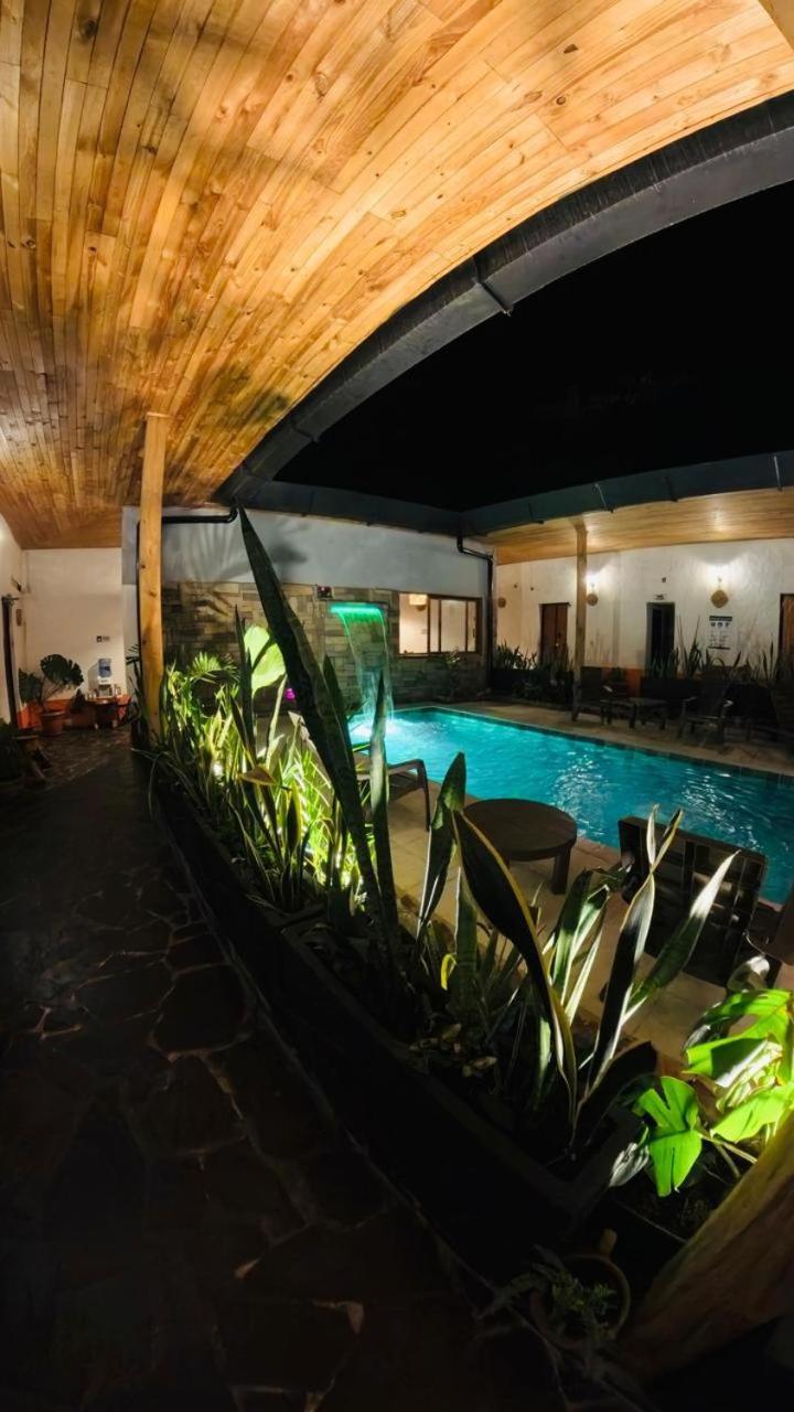 Hotel Alcazar Real Utica Exterior photo
